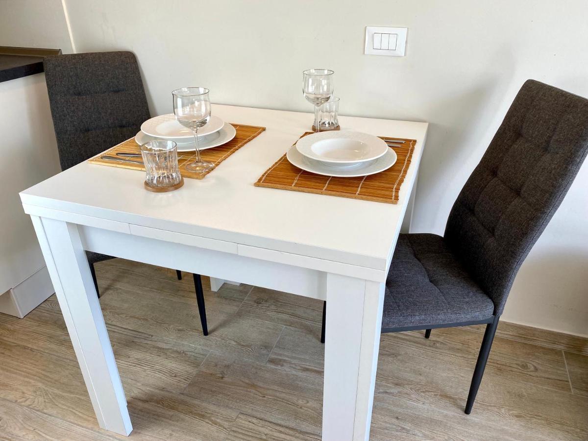 Bright Studio Apartment With Free Private Parking Merano Eksteriør bilde