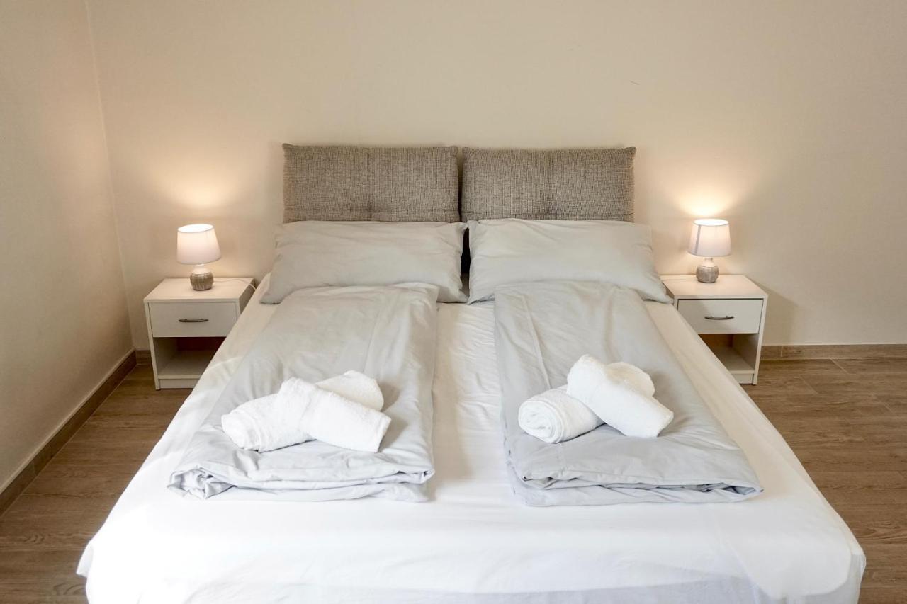 Bright Studio Apartment With Free Private Parking Merano Eksteriør bilde